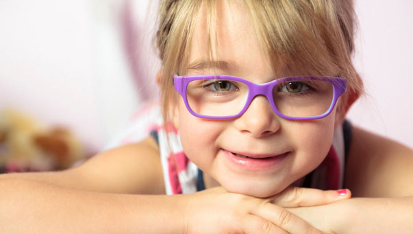 Myopia management Chicago Lakeview on Southport